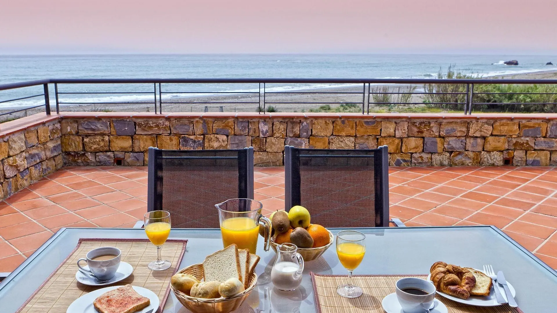 Aparthotel Albayt Beach