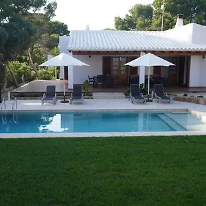 Moll Villa